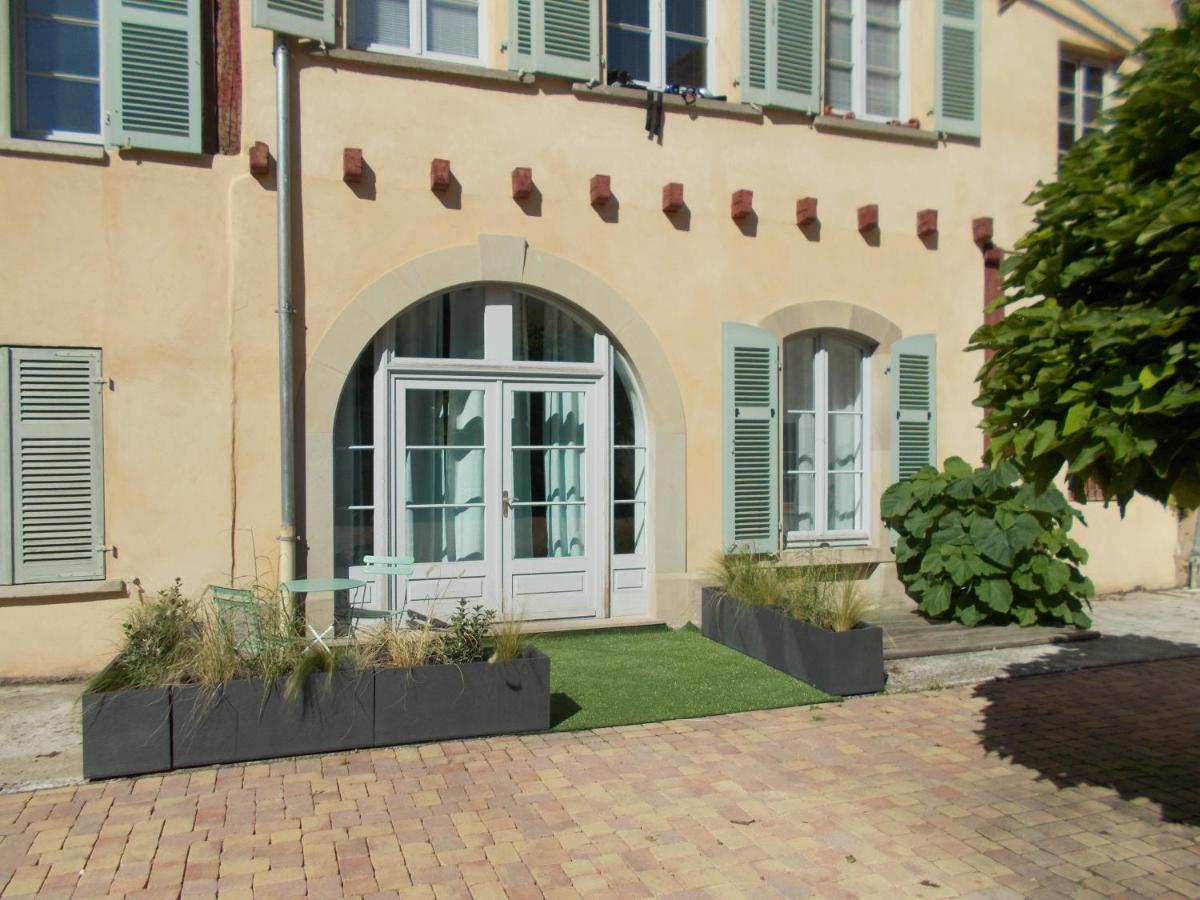 La Cour De Berthe Ouest Apartment Colmar Bagian luar foto